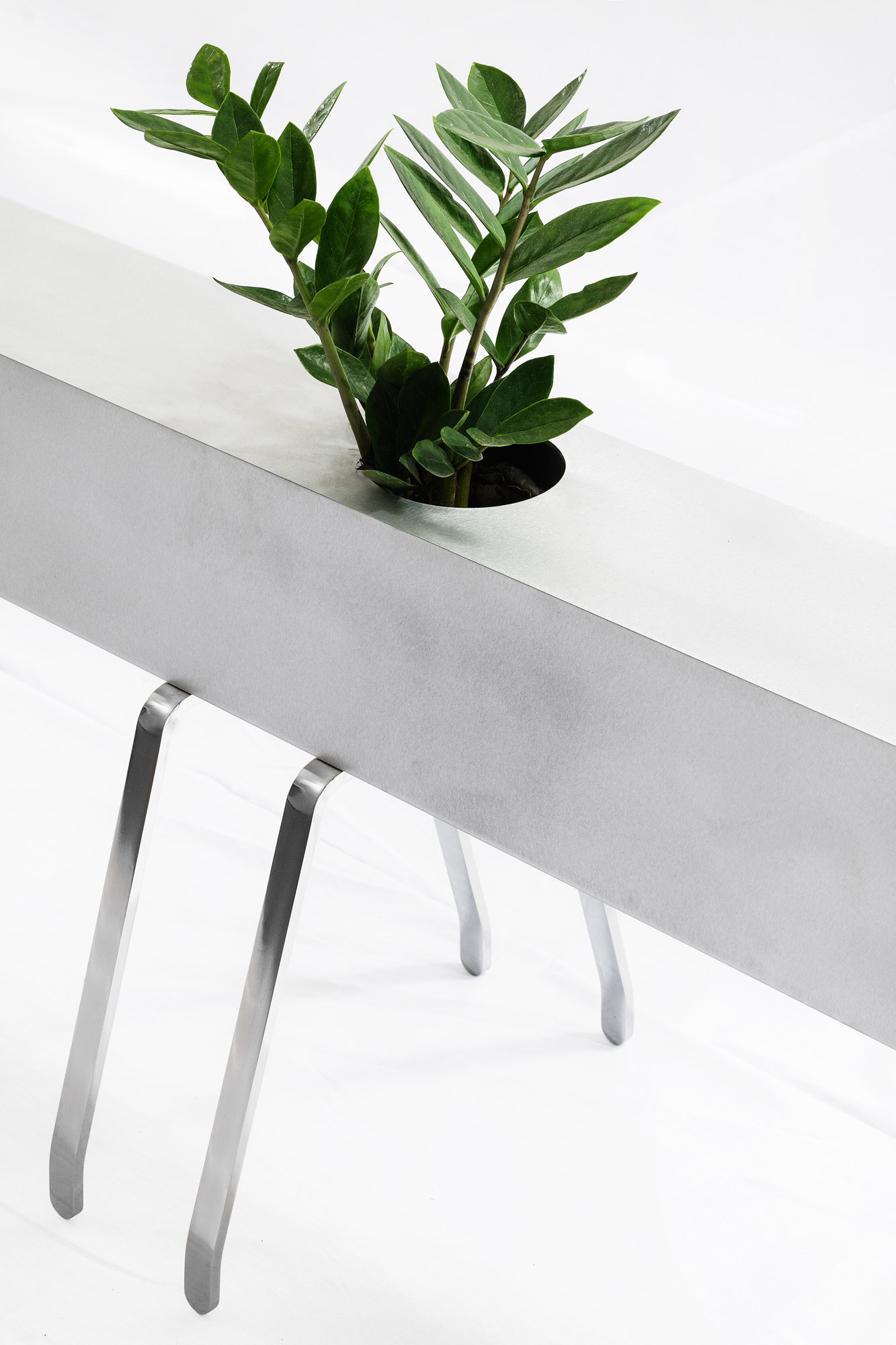 Close up of Bench-To-Cut by Gonzalez Haase AAS, aluminium and stainless steel 