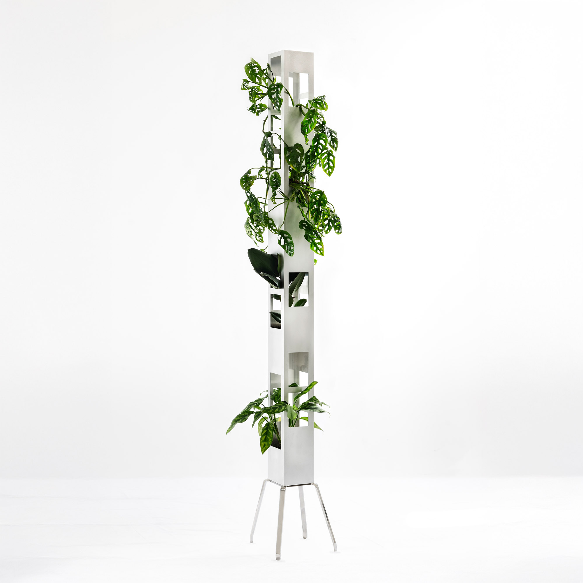 Tower Plant by Gonzalez Haase AAS, aluminium 