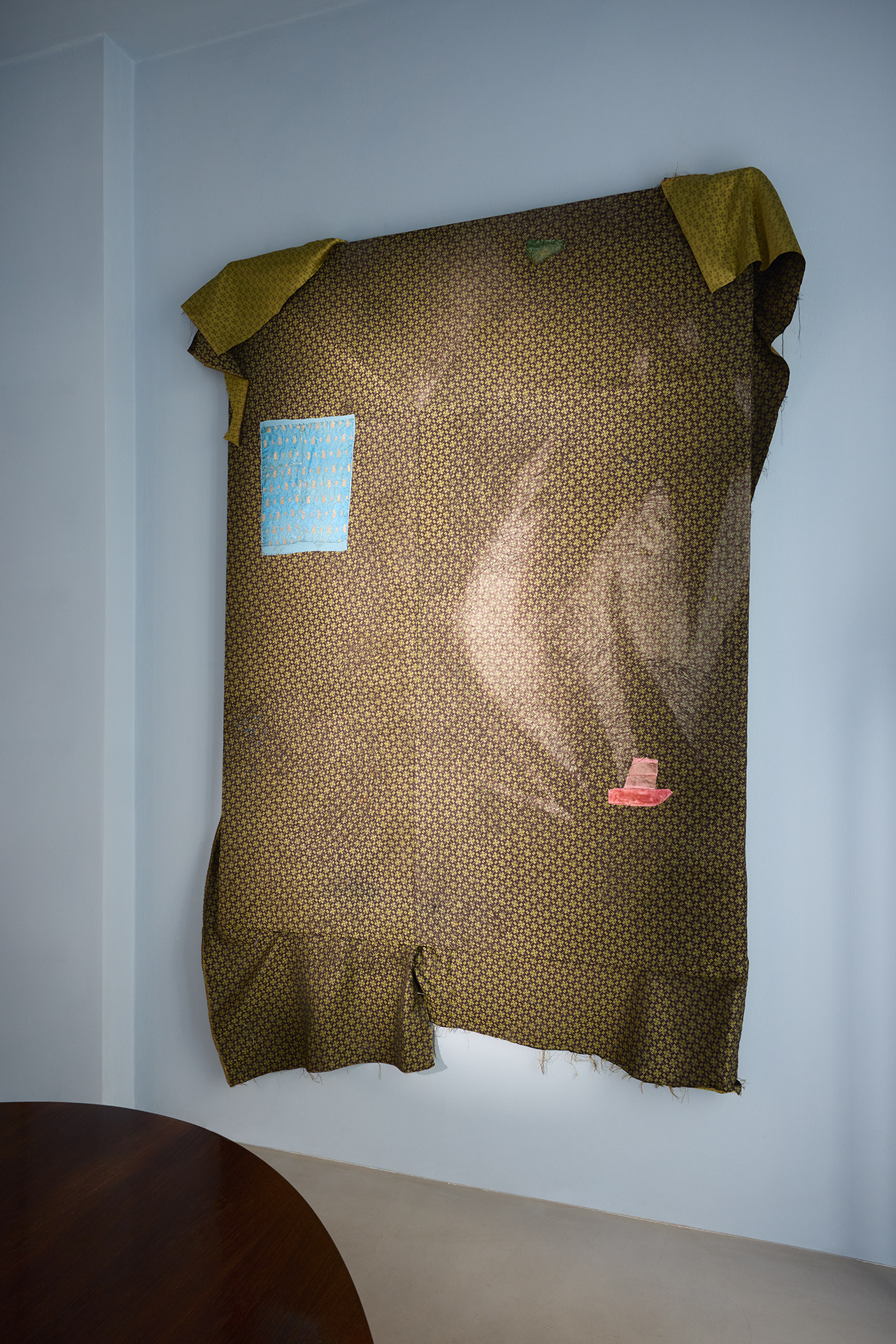 Installation view of Untitled, 2022 by Nigin Beck within the exhibition CARETAKERS at design gallery Maj van der Linden Berlin, 2026