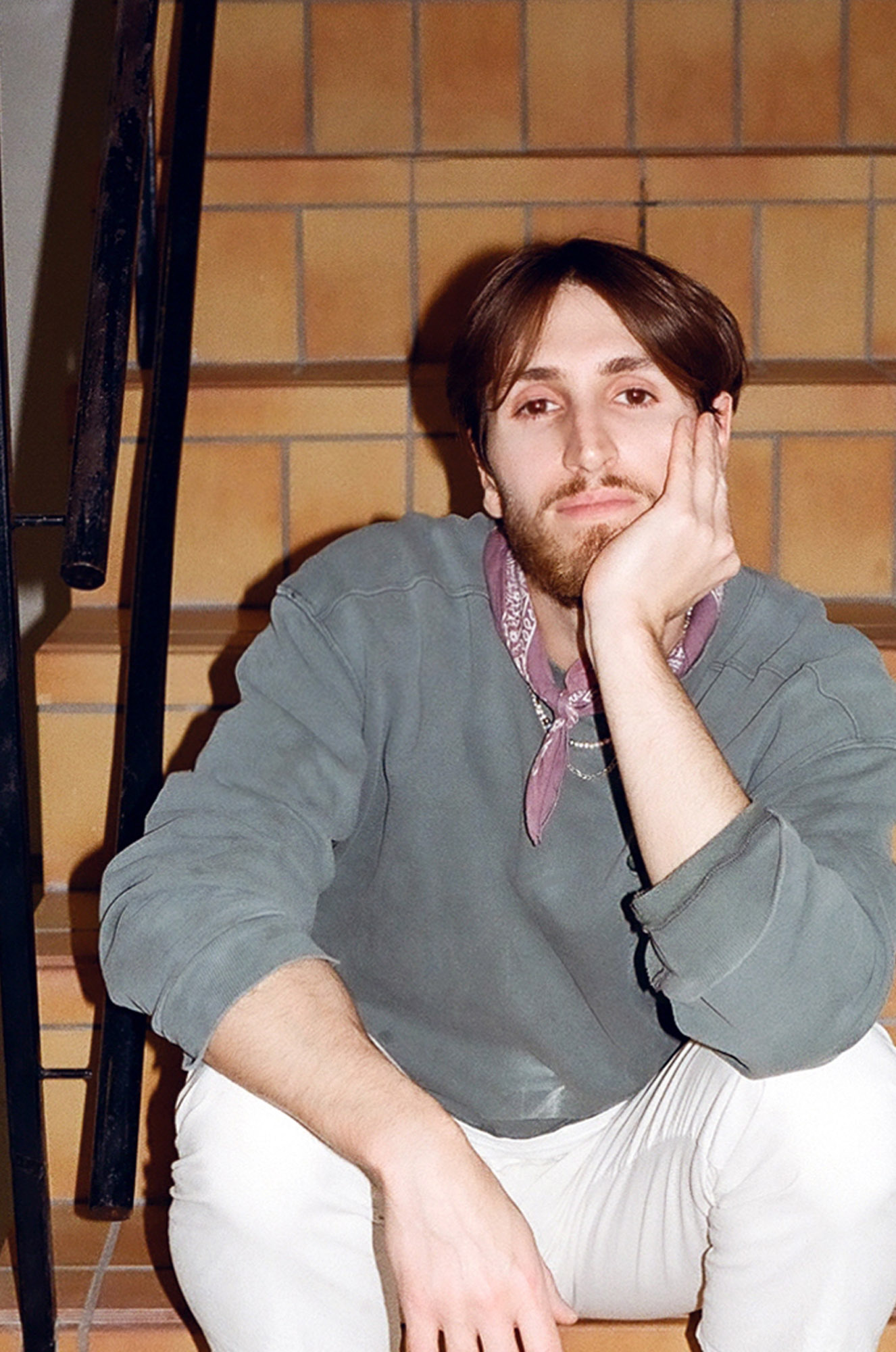 Portrait of artist Marten Herma Anderson taken by photographer Ina Heuer 
