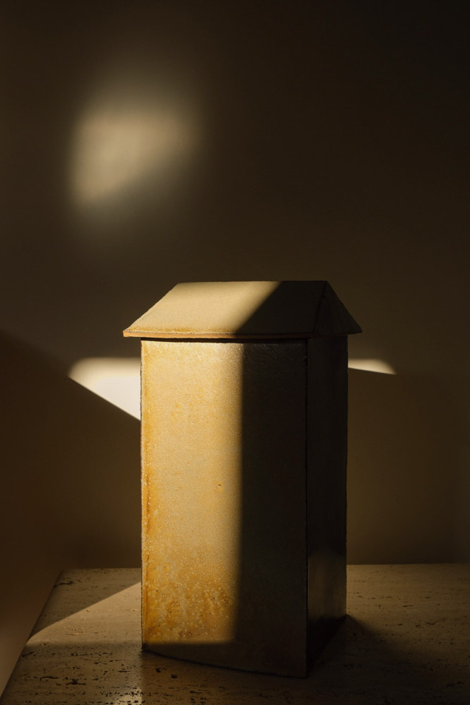 Ceramic lamps by Tanja Neubert 