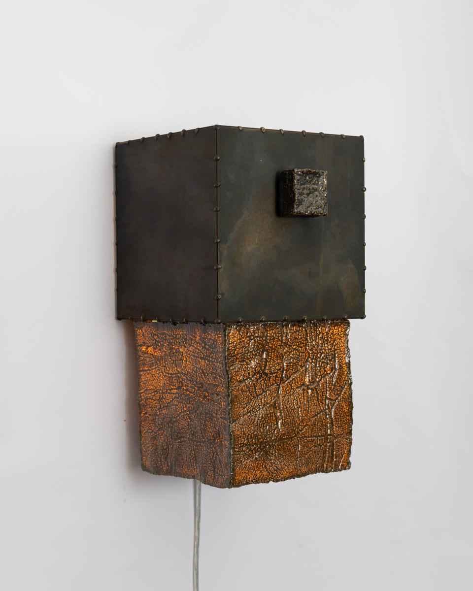 Oxidised Light by Hanna Fastrich, 2026, porcelain, glaze, blackened stainless steel, light